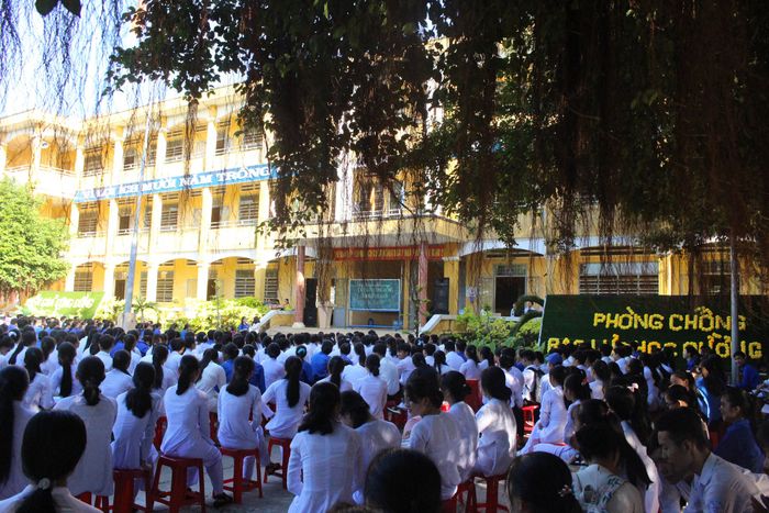 Góc nhìn toàn cảnh THPT Đông Thạnh