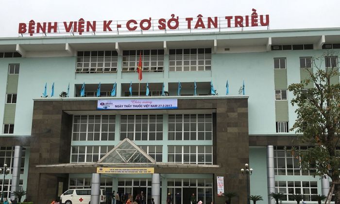 Hình ảnh đội ngũ y bác sĩ chuyên môn cao tại Bệnh viện K