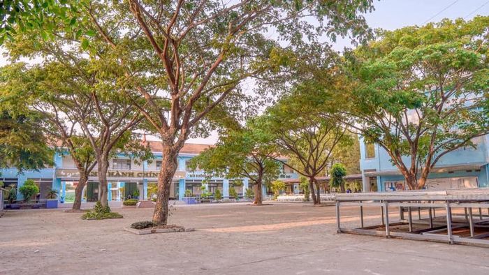 Cơ sở vật chất hiện đại tại THPT Đức Hòa