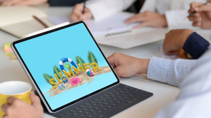 Các lưu ý quan trọng trong việc chọn lựa và áp dụng hình nền PowerPoint mùa hè