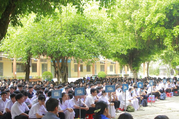 Hình ảnh đầu tiên chân thực về ngôi trường THPT chuyên Long An