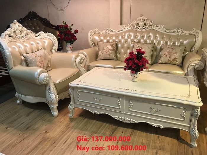 Không gian trưng bày hiện đại tại Nguyễn Sơn