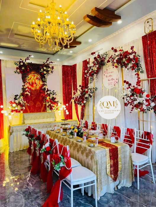 Không gian tiệc cưới ấn tượng được thiết kế bởi Quách Mến - Ảnh 2