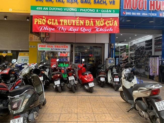 Phở Gia Truyền Hà Nội - Điểm hẹn sáng tinh mơ cho tín đồ phở