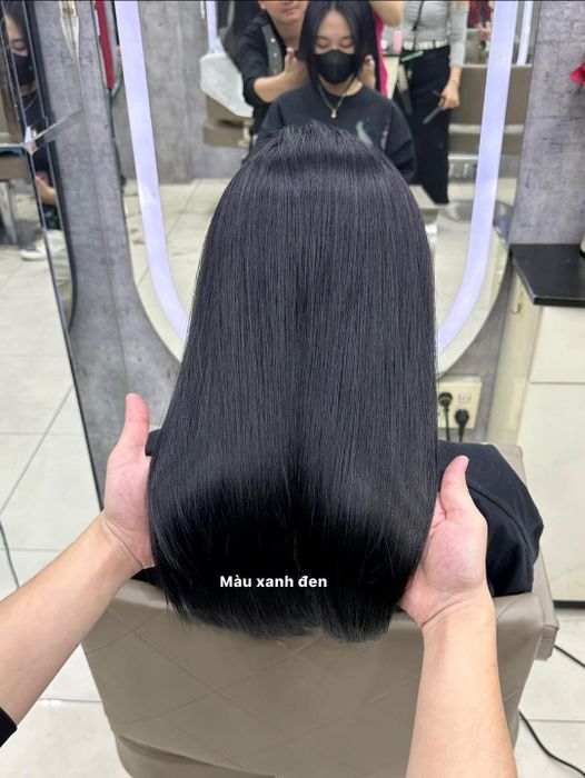 Salon LP Hairdesign Long Xuyên ảnh 2 - Những khoảnh khắc đẹp ghi lại sự hài lòng của khách hàng với kiểu tóc mới hoàn hảo