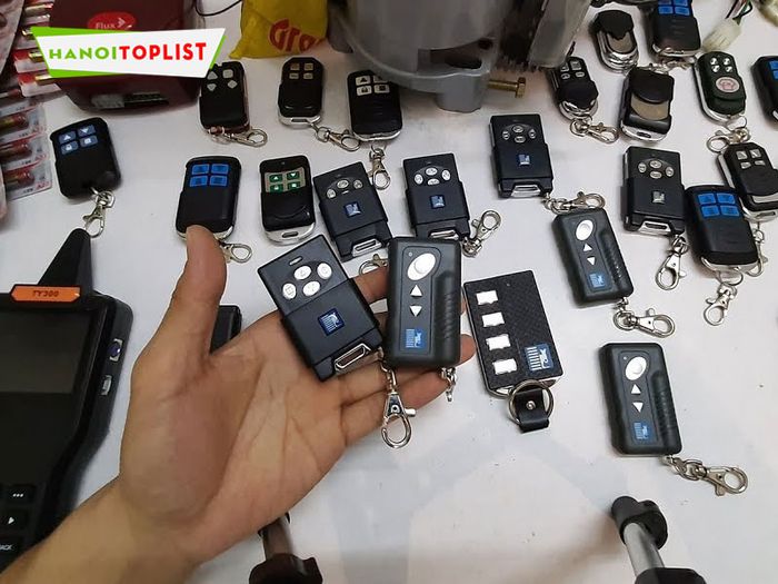 keyvn-net-chuyen-gia-khoa-cua-cuon-bao-mat-hai-ba-trung-Mytour