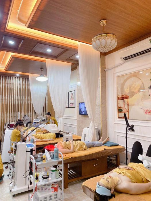Không gian hiện đại tại Thẩm mỹ viện DzungBeauty