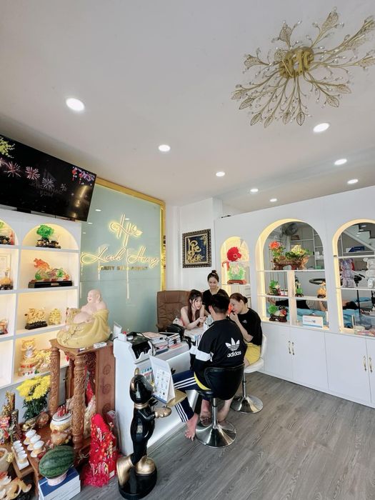 Không gian sang trọng và hiện đại tại Trung Tâm Thẩm Mỹ Spa Linh Hương