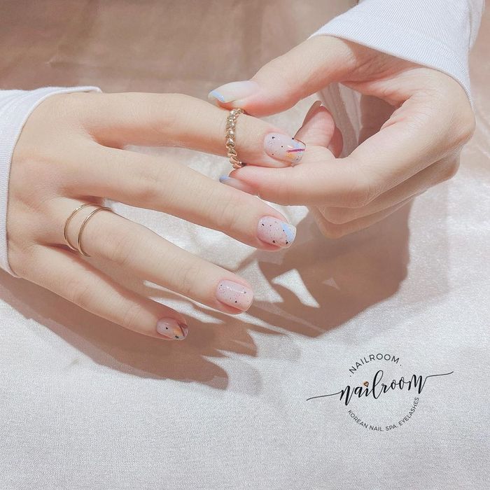 Những tác phẩm nghệ thuật tại Nail Room - Mit's House