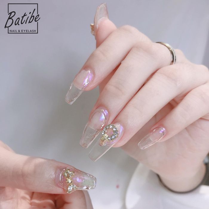 Những mẫu nail độc đáo và ấn tượng tại Batibe