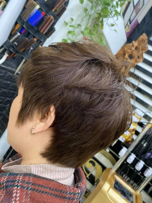 Bộ sưu tập hình ảnh làm đẹp tại Salon Ngọc Trinh - Nơi biến hóa những mái tóc thành tác phẩm nghệ thuật