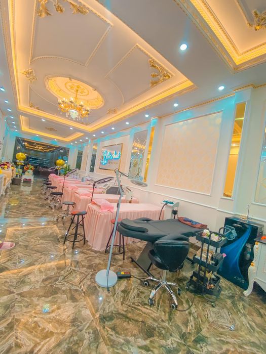 Hình ảnh quy trình điều trị da chuyên nghiệp tại Vân Anh Spa