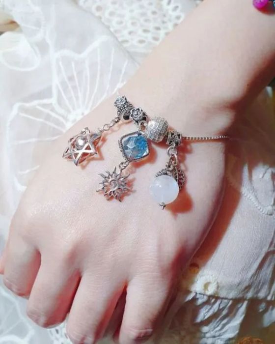 Hình ảnh Vòng tay handmade đá phong thủy Habora Hacabora 1