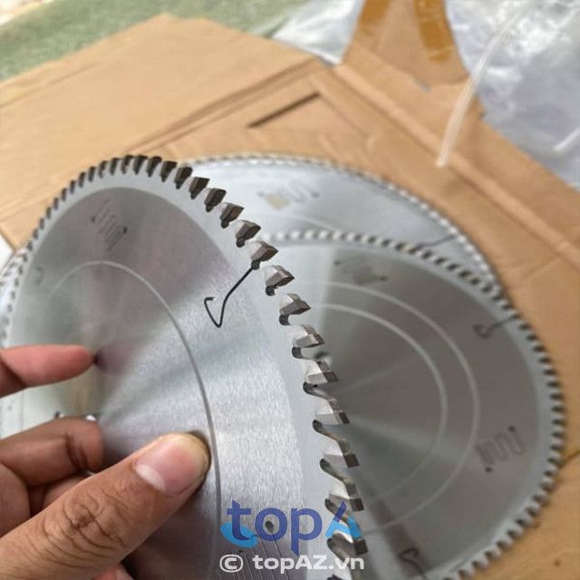 Dịch Vụ Máy Cửa Nhôm - Đối tác đáng tin cậy cho mọi lưỡi cắt