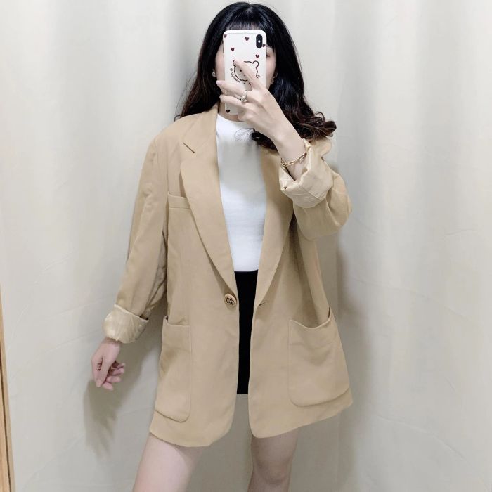 Hình ảnh đẹp về Uyên Lê Secondhand Clothing
