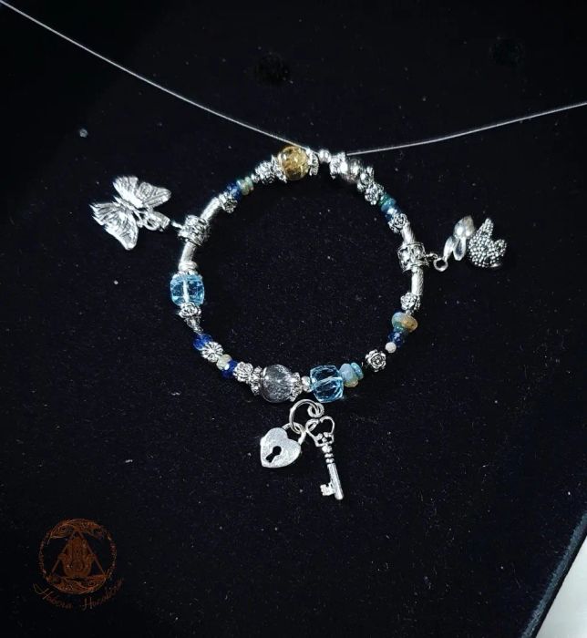Hình ảnh Vòng tay handmade đá phong thủy Habora Hacabora 2