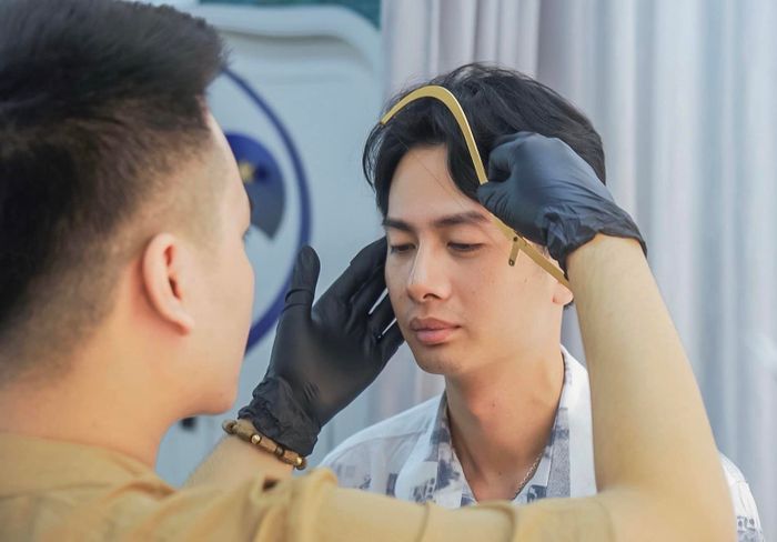 Không gian sang trọng và chuyên nghiệp tại Hiếu Đặng Brows (ảnh 2)