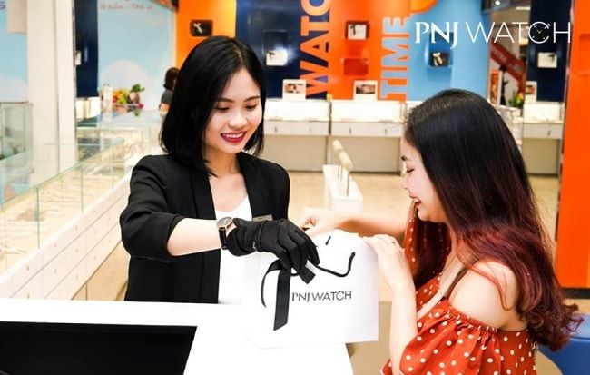 Cửa hàng đồng hồ PNJ Watch - Nơi bạn tìm thấy những mẫu đồng hồ tuyệt vời cho bản thân và người thân