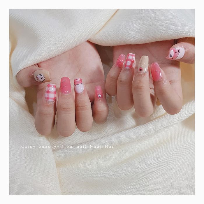 Những tác phẩm nghệ thuật từ bàn tay tài hoa tại Daisy Beauty