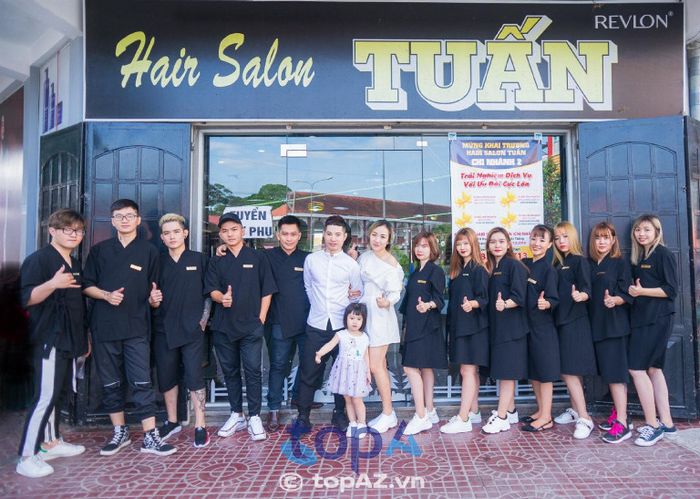 Tuấn Hair Salon - Nơi Biến Hóa Mái Tóc Của Bạn