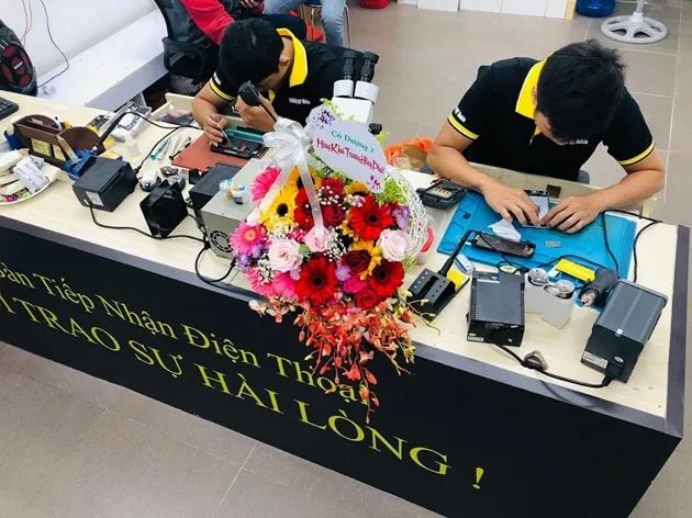 Khánh My Mobile - Sửa chữa điện thoại nhanh chóng và chất lượng