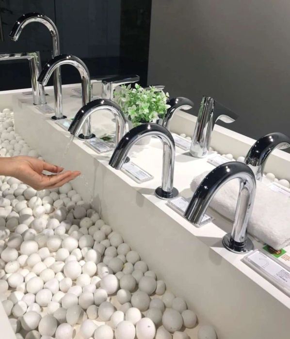 Thiết bị vệ sinh trang trí nội thất Anh Hùng ảnh 1