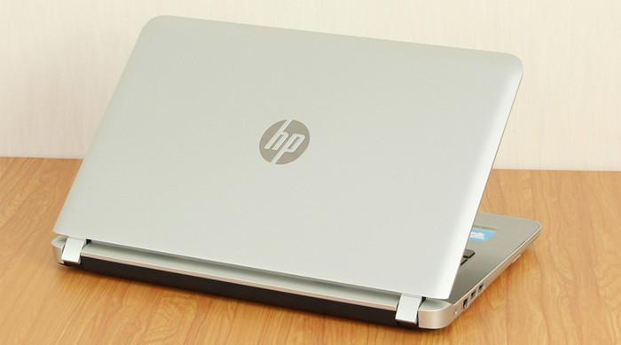 HP Pavilion 15 ab254TX i7 6500U/4GB/1TB/VGA 2GB/Win10