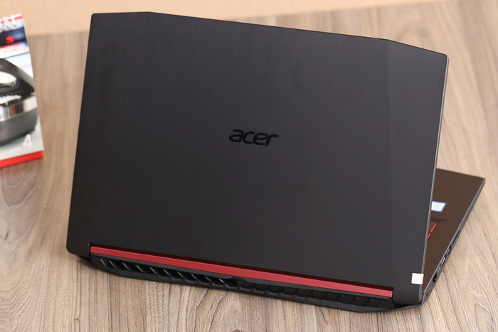 Acer Nitro 5 AN515 51 739L i7 7700HQ/8GB/1TB/2GB GTX1050/Win10/(NH.Q2SSV.007)