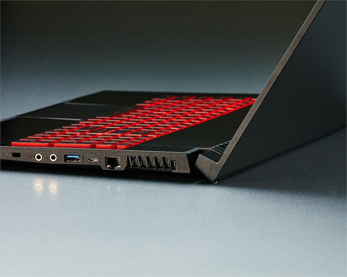 Laptop MSI GF75 9SC-207VN (VGA GeForce® GTX 1650,GDDR5 4GB,Win10)