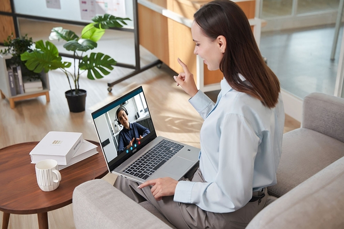 MSI Prestige A16 AI+ A3HMG-045VN được trang bị màn hình OLED 16.0-inch độ phân giải UHD 4K