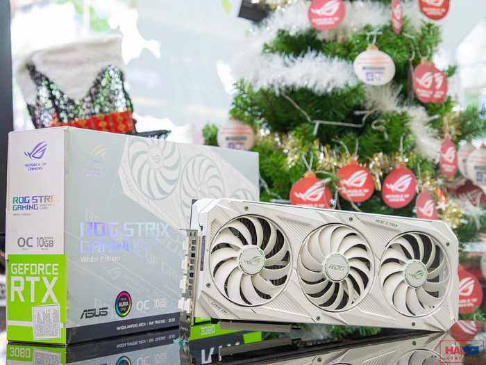 Card màn hình ASUS ROG STRIX RTX 3090-O24G-WHITE