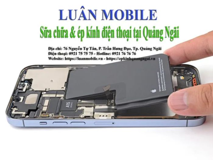 Không gian phục vụ chuyên nghiệp tại Luân Mobile