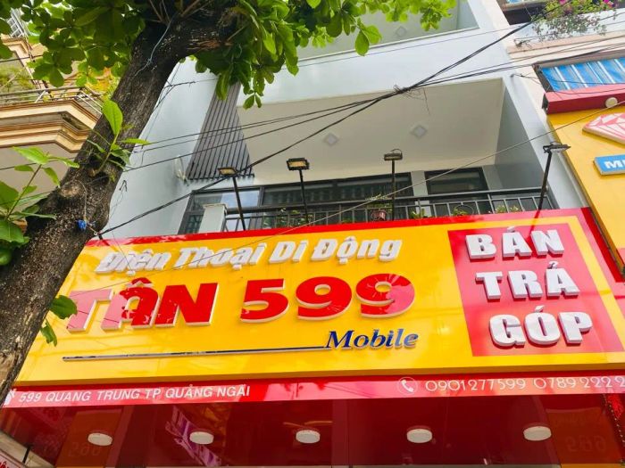 Không gian dịch vụ chuyên nghiệp tại Tân 599 Mobile