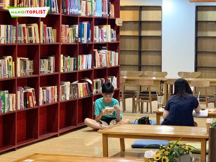 biblio-book-cafe-mytour