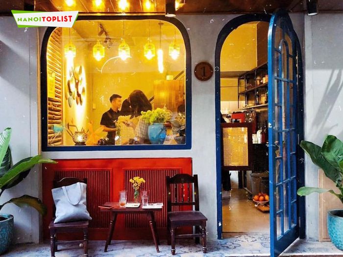 rauta-house-cafe-quan-cafe-bet-ha-noi-mytour