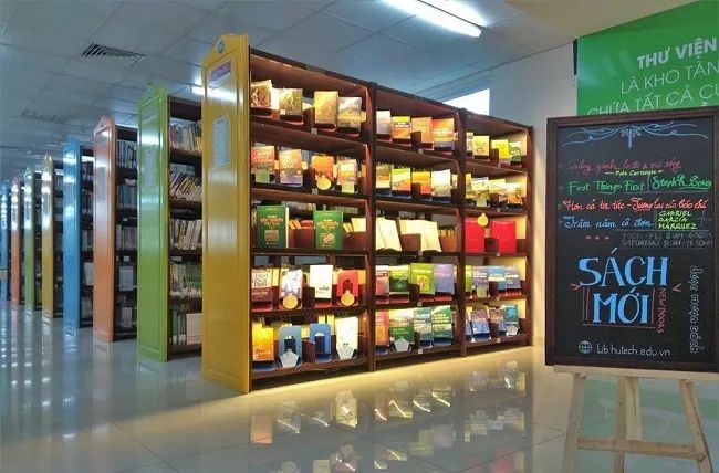 Khám phá thư viện HUTECH - không gian học tập đầy cảm hứng
