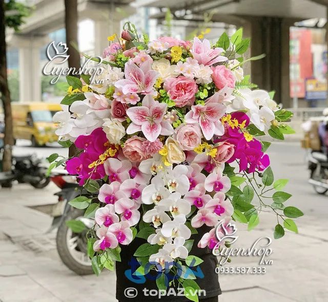 Hoa lụa tại Uyên Shop – Mẫu hoa giả cao cấp, hoàn hảo cho mọi không gian