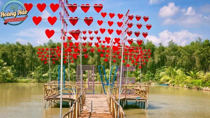 Hoạt động vui chơi dân gian tại Hoàng Hảo