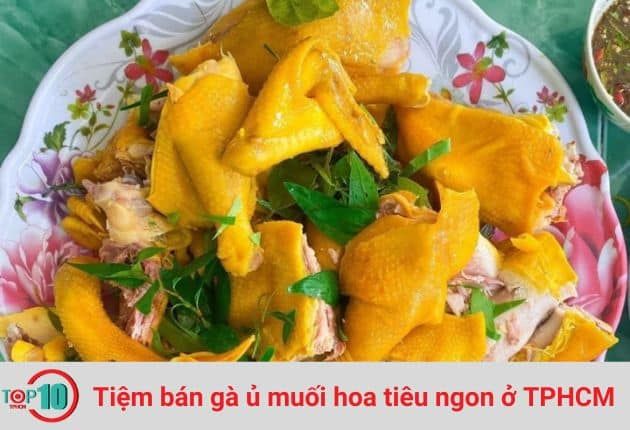 Gà Ủ Muối Madame Hoàng - Thương Hiệu Đình Đám