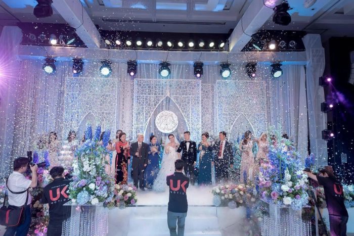UK Motion Wedding Film - Khoảnh khắc đầu tiên trong phim cưới đẳng cấp