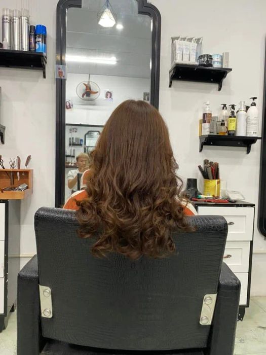 Không gian sang trọng và những tác phẩm tóc nghệ thuật tại Hair Salon Đình Cương