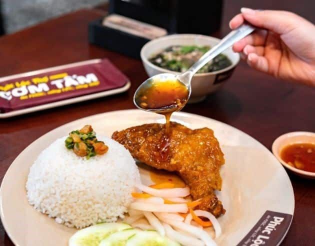 Cơm tấm Quận 7 thơm ngon với giá cả hợp lý