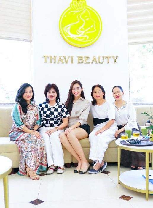 Viện Thẩm Mỹ Quốc Tế Thavi Beauty ảnh 1 - không gian sang trọng đạt chuẩn 5 sao, nơi mỗi góc nhìn đều toát lên sự chuyên nghiệp và đẳng cấp quốc tế.