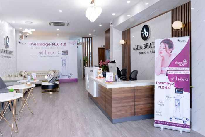 Amia Beauty Center ảnh 1 - không gian sang trọng với phòng điều trị chuẩn quốc tế, nơi những công nghệ chăm sóc da hiện đại được vận hành bởi đội ngũ chuyên gia tận tâm.