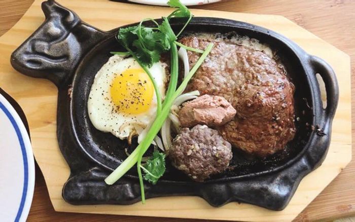 Bò Bít Tết Lửa Hồng - Ảnh 1