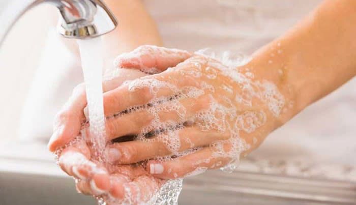 Hình ảnh minh họa: Vẻ đẹp toàn diện từ những thói quen vệ sinh