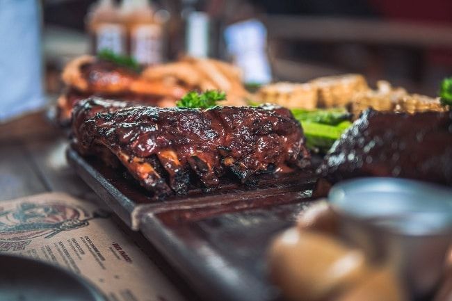 Ụt Ụt Quán tự hào lọt top 20 địa điểm ẩm thực đáng trải nghiệm nhất Quận 1, TP.HCM