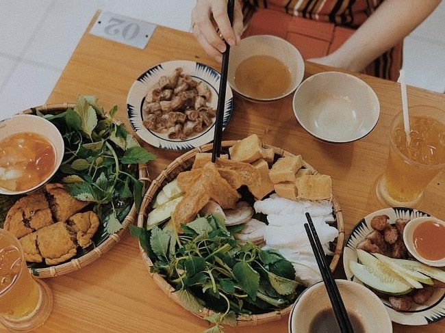 Bún đậu Cô Khàn tự hào lọt top 20 địa chỉ ẩm thực đáng trải nghiệm nhất tại Quận 1, TP.HCM