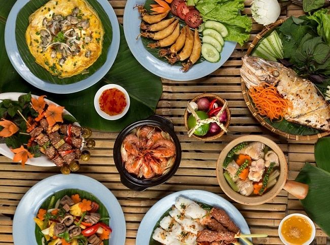Quán Gánh tự hào nằm trong top 20 điểm đến ẩm thực đáng trải nghiệm nhất tại Quận 1, TP.HCM