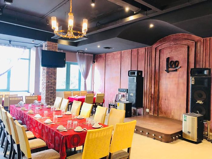 Hình ảnh không gian ấn tượng tại nhà hàng